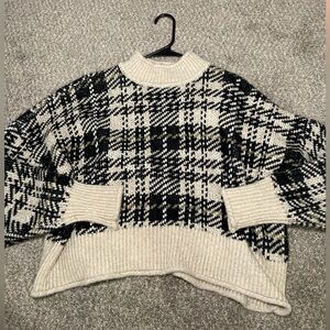 Arizona Jean co sweater brand new